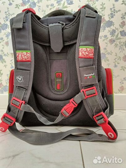 Рюкзак школьный Hummingbird