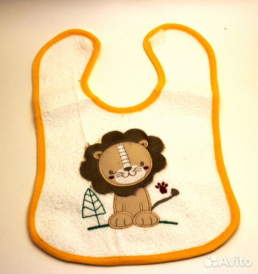 Слюнявчик нагрудник