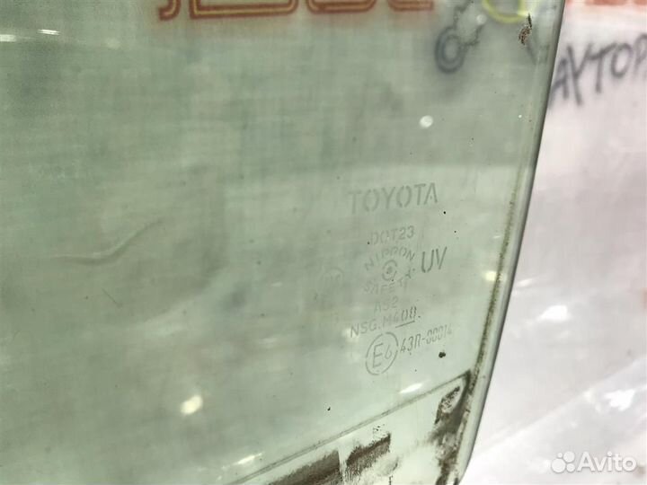 Стекло двери заднее левое Toyota Camry (ACV40,GSV