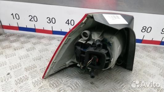 Фонарь задний правый volkswagen golf 5 (8DN01MY01)