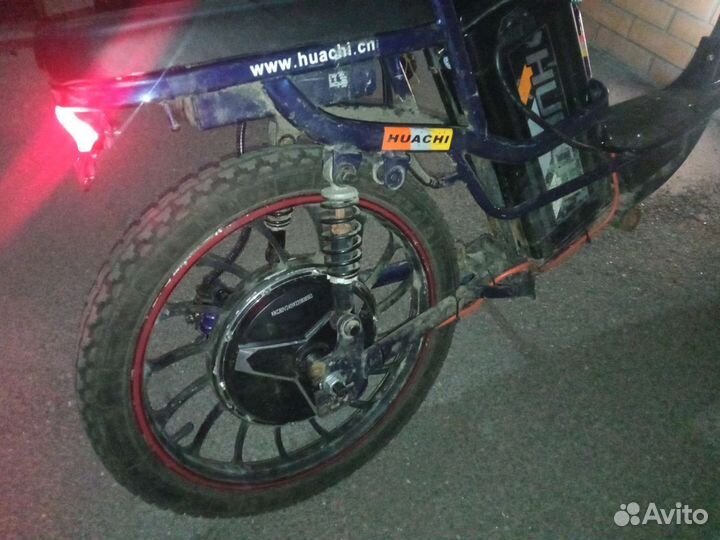 Электровелосипед с передней и задней подвеской