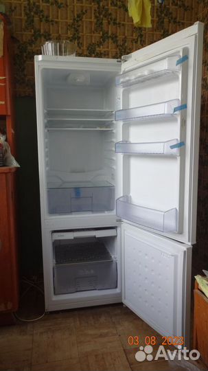 Холодильник Beko модель CS325000