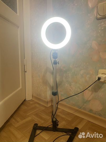 Кольцевая лампа 15 см