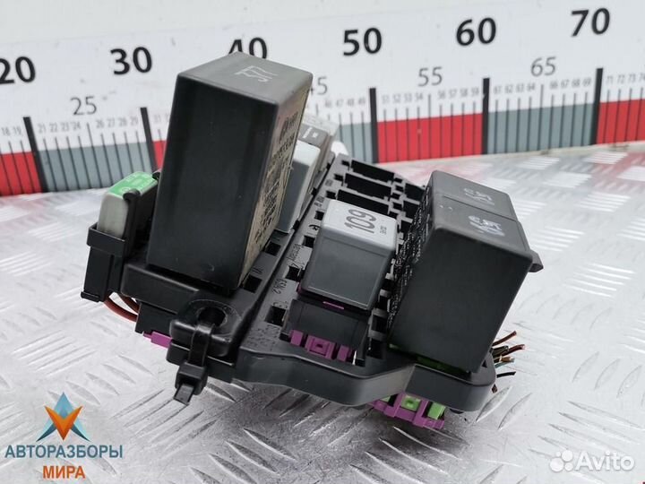 Блок реле Skoda Octavia (A4) рест. 2001 8D0937503E