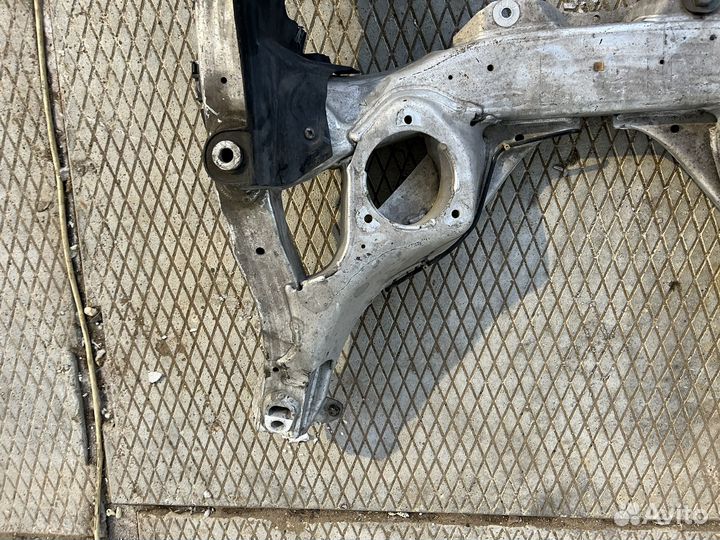 Подрамник передний BMW F01 F02 F06 F07 F10 F11 F12