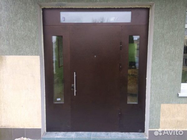 Двери подъездные металлические