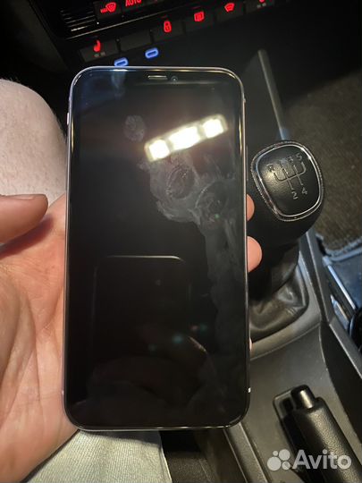 Мобильные телефоны бу iPhone 11