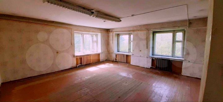 Нежилое здание 285,3 м²