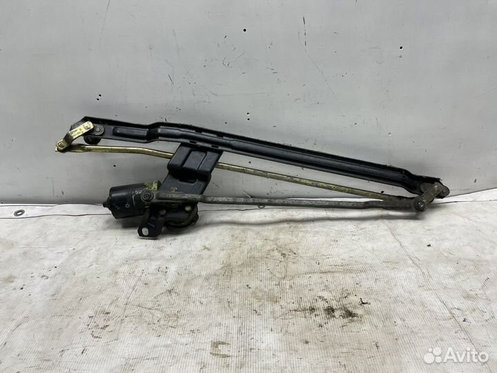 Трапеция стеклоочистителя Volkswagen Passat B3