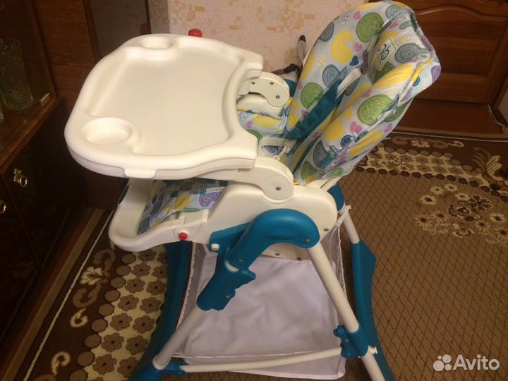 Стульчик для кормления Happy Baby