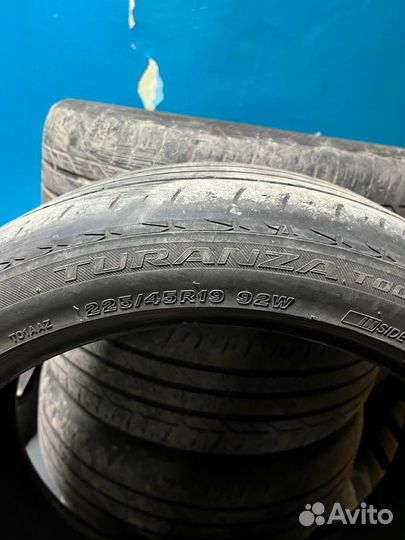 Bridgestone Turanza T001 2.25/45 R19
