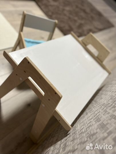 Детский столик со стульчиком