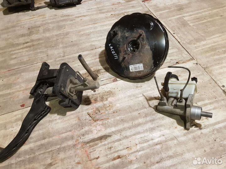 Вакуумник, тормозной цилиндр Chevrolet lacetti