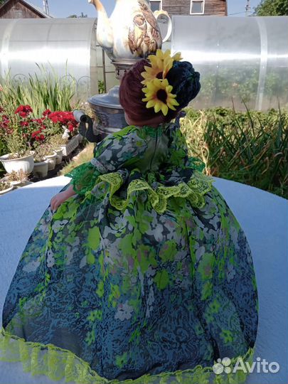 Кукла на чайник