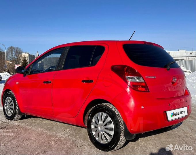Hyundai i20 1.4 AT, 2009, 231 555 км