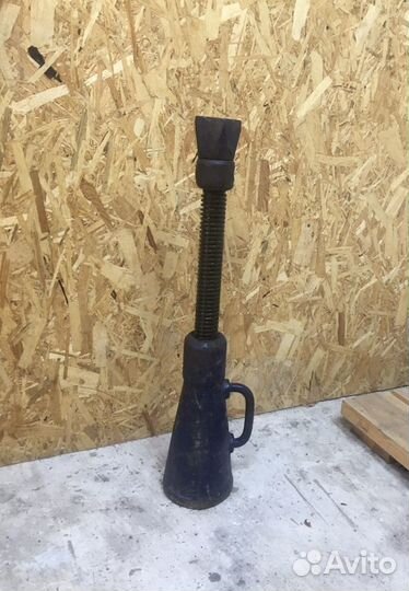 Винтовой домкрат СССР