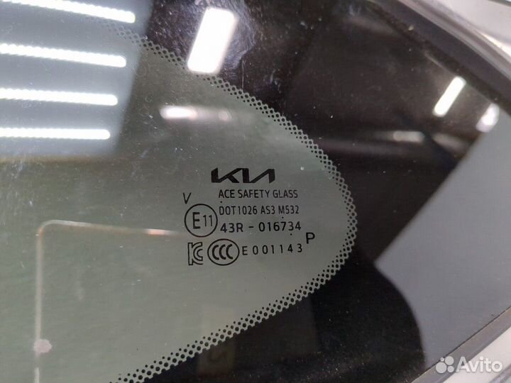 Стекло кузовное боковое левое заднее киа Seltos