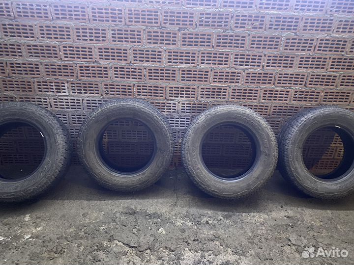 Bridgestone Dueler A/T 265/65 R17 112S