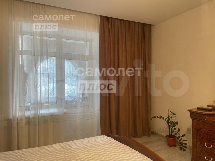 3-к. квартира, 90 м², 2/9 эт.