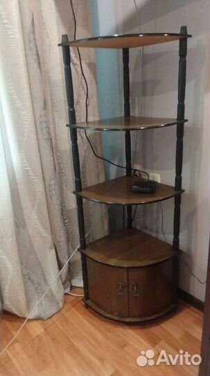 Угловая полка