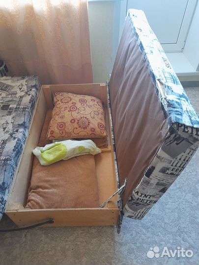 Диван лягушка