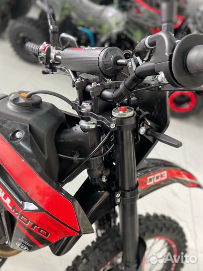 Мотоцикл Regulmoto 003