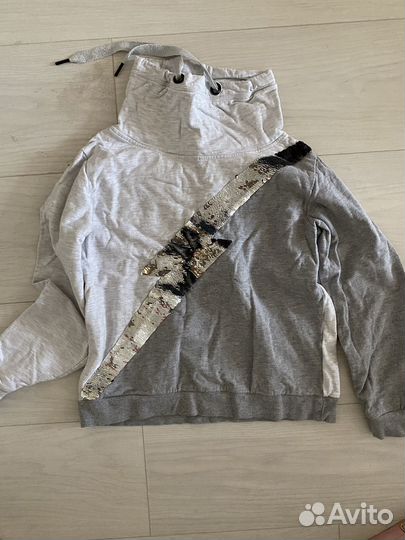 Толстовка для девочки