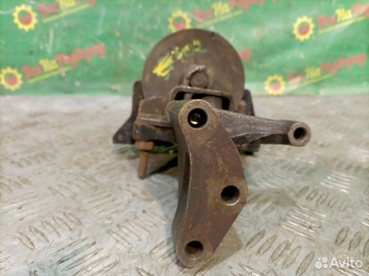 Опора двигателя Nissan Almera