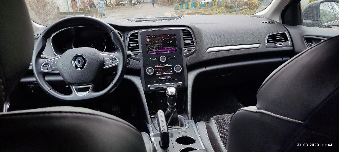 Renault Megane: фото владельца