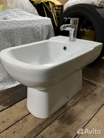 Биде напольное