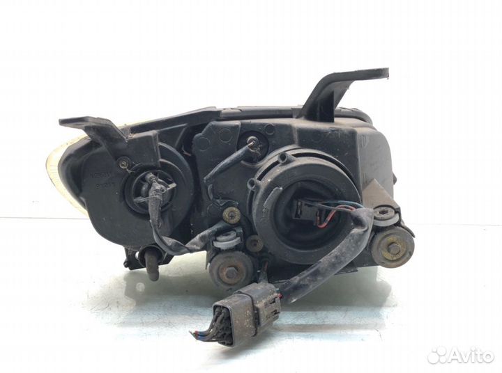 Фара левая Mazda 2 1.4 I 2003