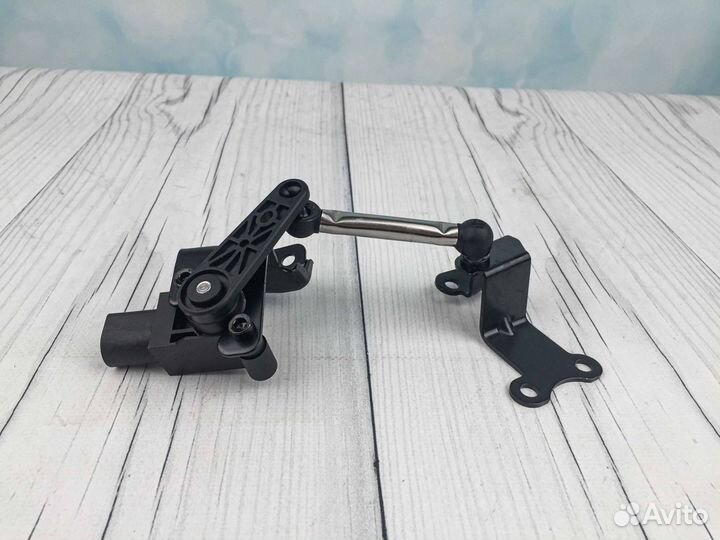 Датчик дорожного просвета задний Audi A3 Q3 RS3