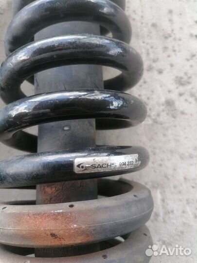 Задние стойки в сборе пружины. ML 163 2.7