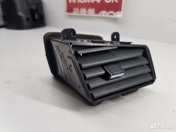 Дефлектор воздушный (центральный)