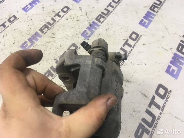 Суппорт тормозной передний правый Дэу Нексия R14