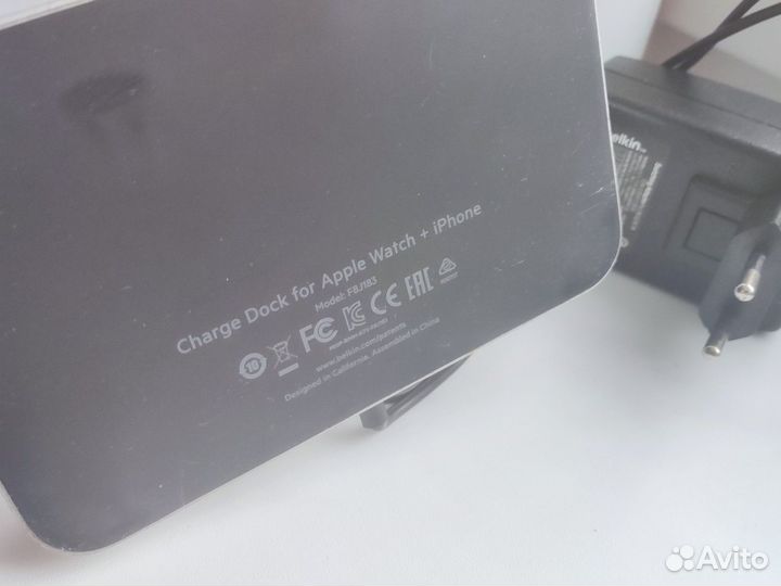 Док-станция Belkin Valet Charge Dock for Apple