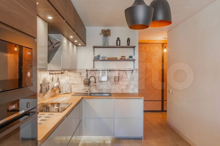 2-к. квартира, 60 м², 7/25 эт.