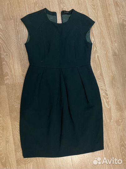 Платье зеленое Massimo dutti