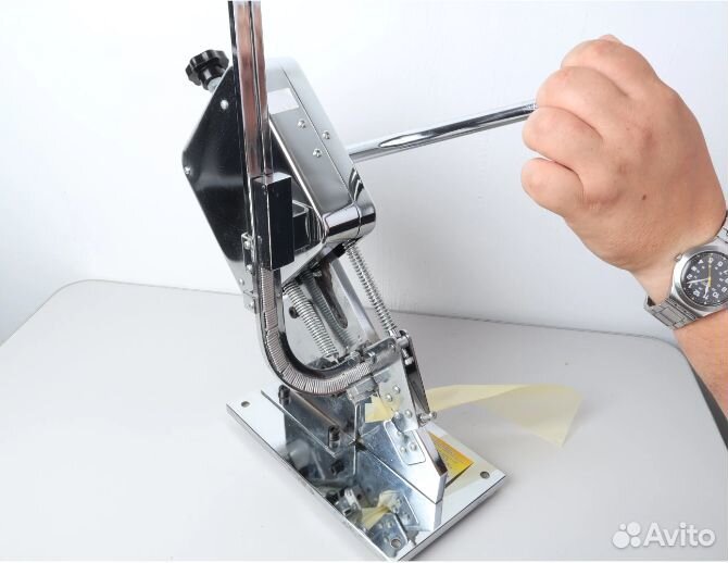 Клипсатор Ручной CY-SU50