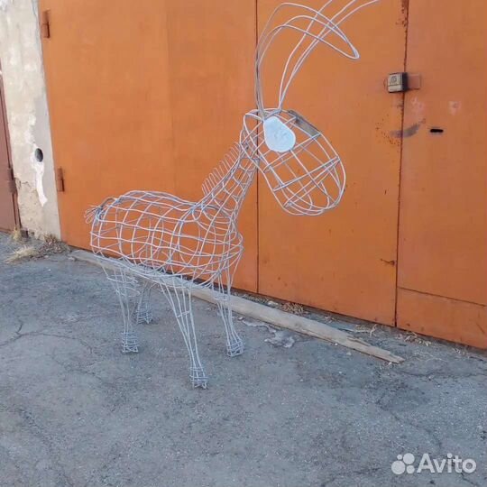 Садовые скульптуры,габионы изготовлю