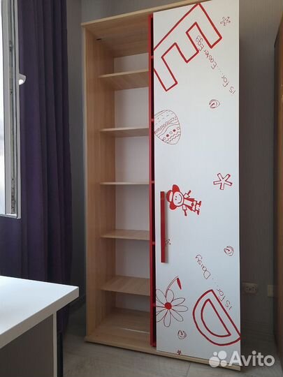 Кровать, матрасы, шкафчики