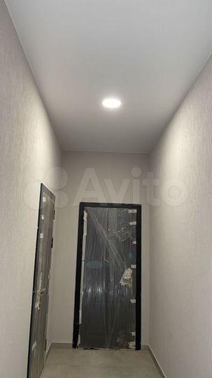 2-к. квартира, 63 м², 1/6 эт.