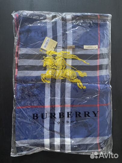 Палантин Burberry