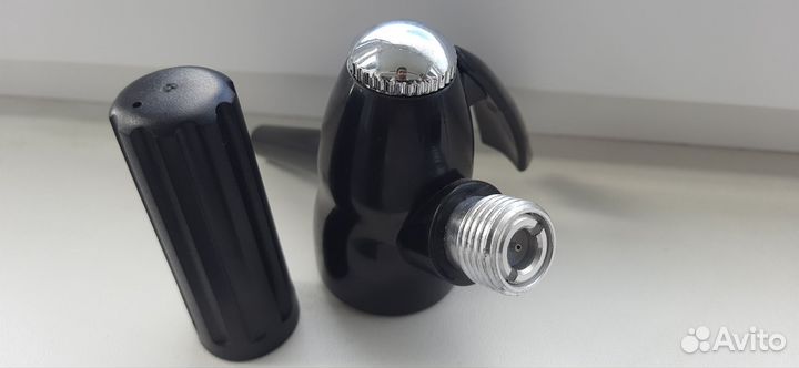 Головная часть сифона для газировки