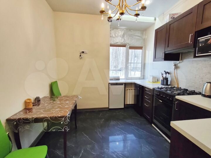 2-к. квартира, 56 м², 1/5 эт.