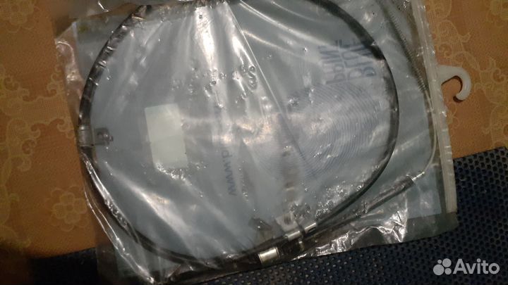 Трос стояночного тормоза Мицубиси Паджеро