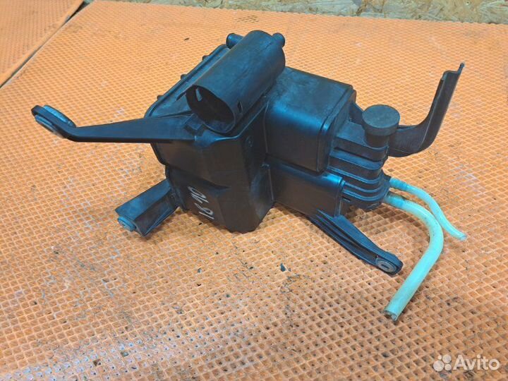 Абсорбер Audi Q7 4L BHK 2009