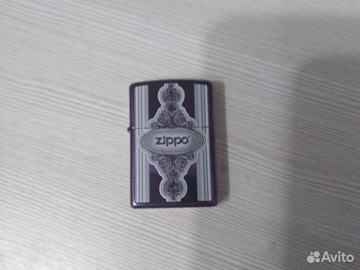 Зажигалка бензиновая zippo