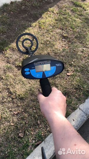 Металлоискатель bounty hunter quick silver