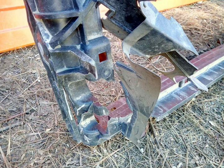 Skoda Octavia A7 - Телевизор Б/У